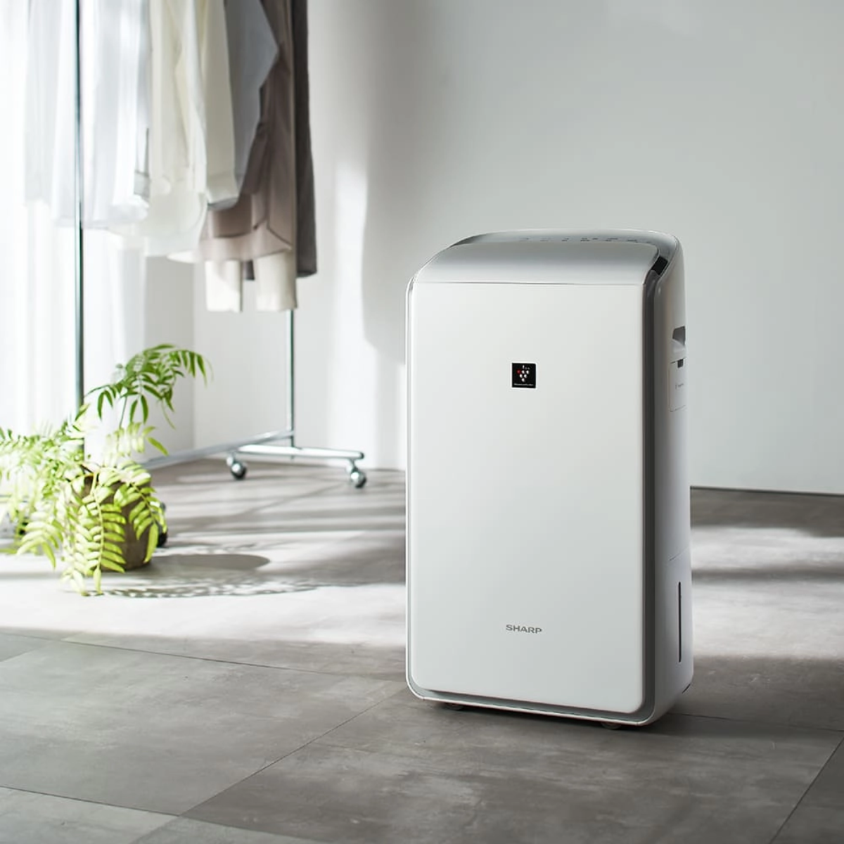 新品未使用　SHARP CV-TH150-W 衣類乾燥除湿機 ホワイト SHARP】 衣類乾燥除湿器 CV-TH150