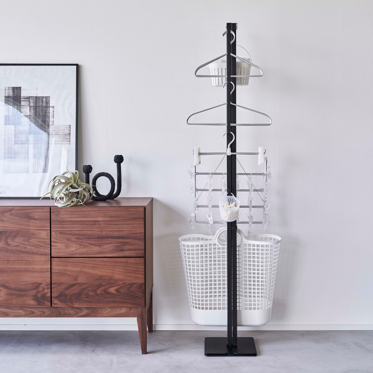 山崎実業 tower 折り畳み室内物干し タワー ブラック 6620 tower】折り畳み室内物干し タワー 山崎実業 6619/6620