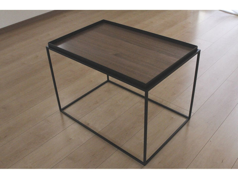 トレイテーブル（天板：鉄製トレイ・ウォールナット突板貼り）